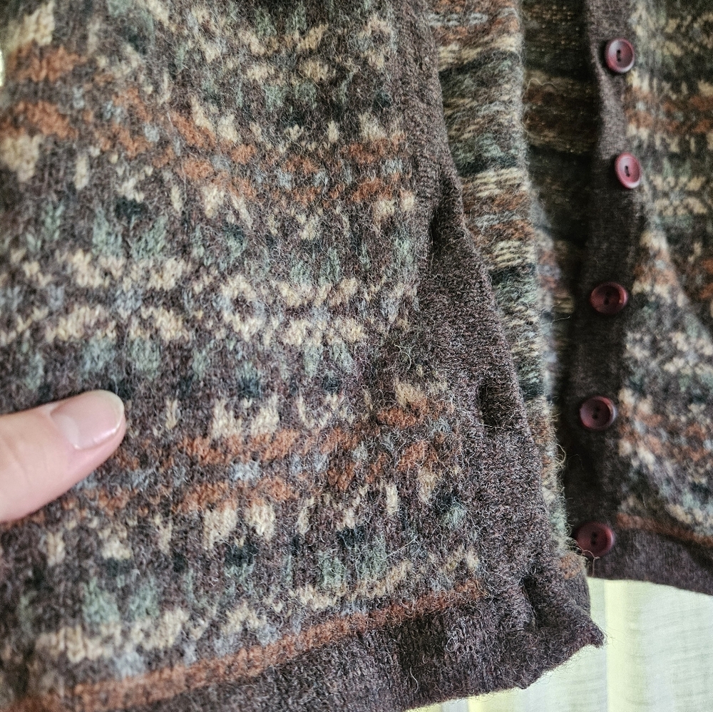 100% wool sweater